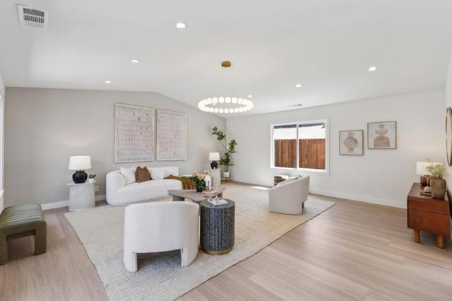 1034 Delaware Way, Livermore CA: https://media.crmls.org/mediaz/cafc9d32-b868-41ca-9949-9a9d917f440a.jpg