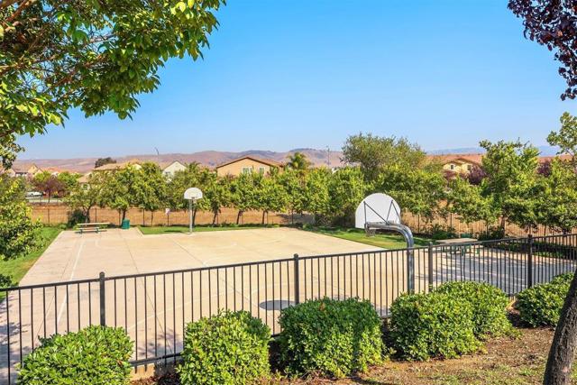 171 Coriander Avenue, Morgan Hill CA: https://media.crmls.org/mediaz/cafd01b0-ae4b-4b61-b2a3-b1a1dfe42e87.jpg