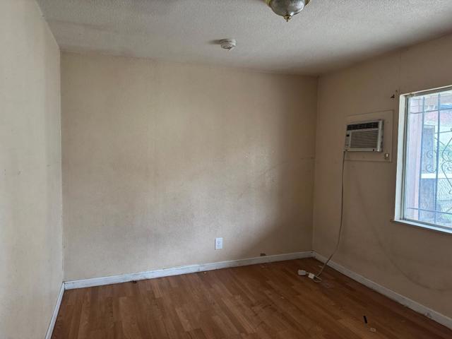 407 W. 7th St., Stockton CA: https://media.crmls.org/mediaz/cafd6341-d857-4168-ab11-2a831f3b6d83.jpg