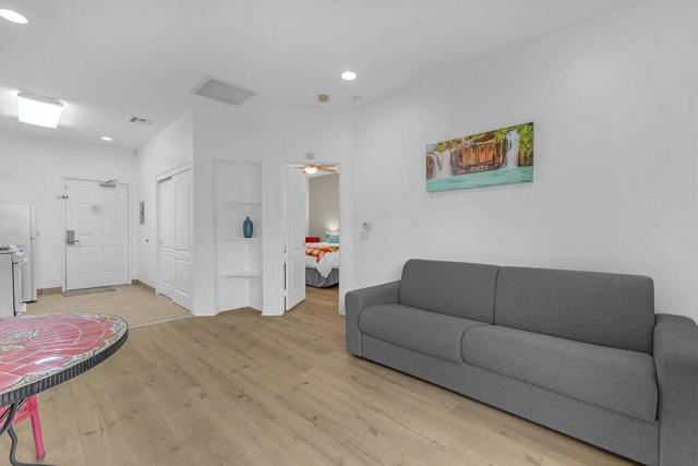 12622 Miracle Hill Road, Desert Hot Springs CA: https://media.crmls.org/mediaz/cafe7603-00d3-423d-a220-8e0fad7aaf82.jpg