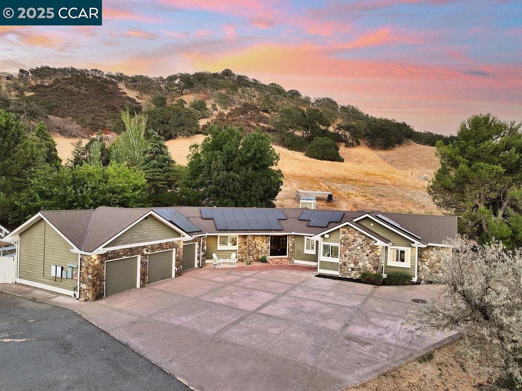 4161 Leon Drive