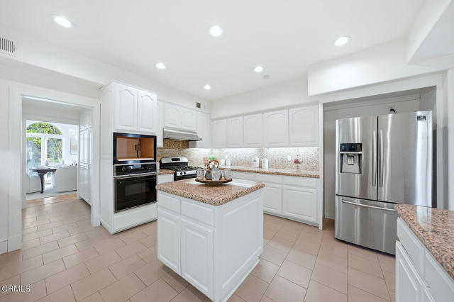 Detail Gallery Image 14 of 54 For 1807 Windsor Rd, San Marino,  CA 91108 - 4 Beds | 3 Baths