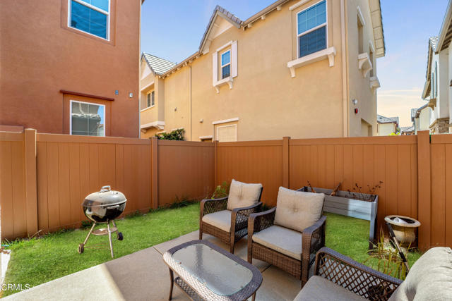 Detail Gallery Image 30 of 31 For 1560 Thorpe Trl, Oxnard,  CA 93036 - 3 Beds | 2/1 Baths