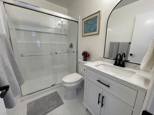 73167 Alice Marble Lane, Palm Desert CA: https://media.crmls.org/mediaz/cb00862f-2eeb-43be-887c-7166108e3f4c.jpg