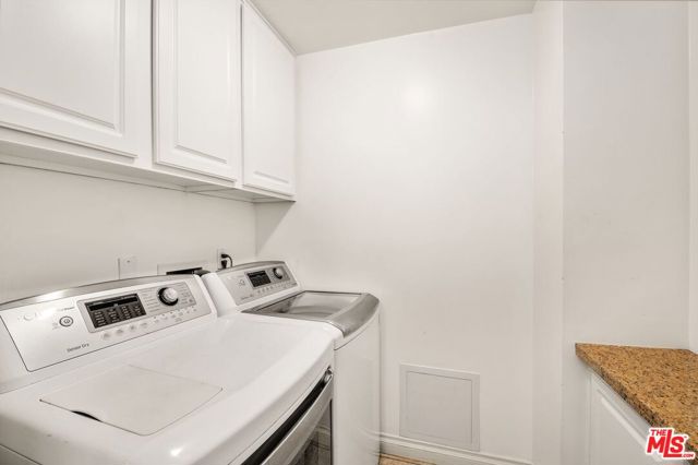5241 Colodny Drive, Agoura Hills CA: https://media.crmls.org/mediaz/cb00fcac-baef-406e-b97a-2b0e76e021e7.jpg