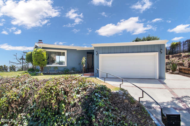 3345 Rubio Crest Drive, Altadena CA: https://media.crmls.org/mediaz/cb02104c-e31a-4cec-93b5-dac5b986a724.jpg