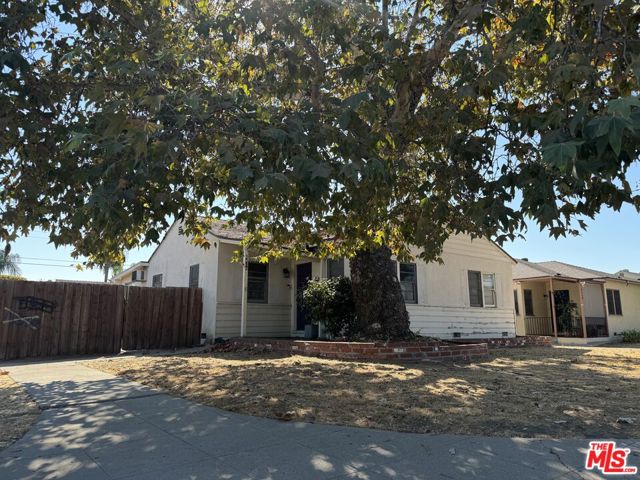 6454 Gentry Avenue photo 1