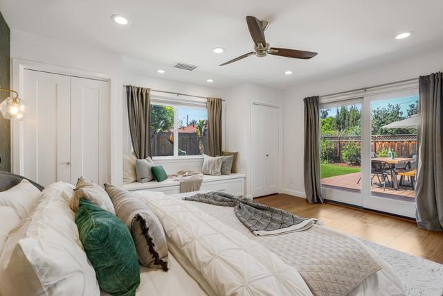 Image 17 of 39 For 3271 Catalina Avenue