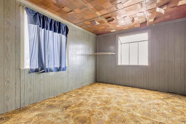658 Lisbon Street, San Francisco CA: https://media.crmls.org/mediaz/cb04dc4c-7ecb-4d1a-9701-944207ee3524.jpg