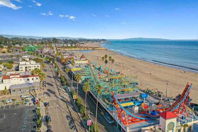 1122 W Cliff Drive, Santa Cruz CA: https://media.crmls.org/mediaz/cb04ebf0-b232-4669-b600-d746359f1db8.jpg