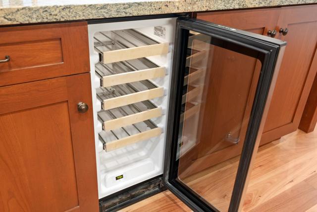 Image 11 of 47 For 1360 Parrott Drive