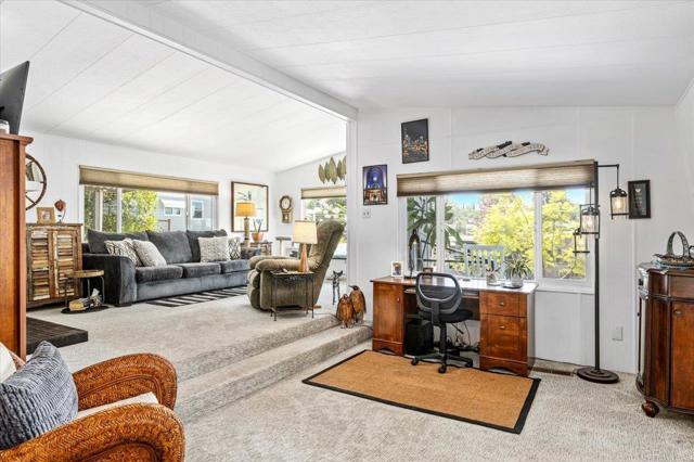 18218 Paradise Mountain Rd, Valley Center CA: https://media.crmls.org/mediaz/cb05cadb-ca72-4eff-bf9f-074ddbf08103.jpg