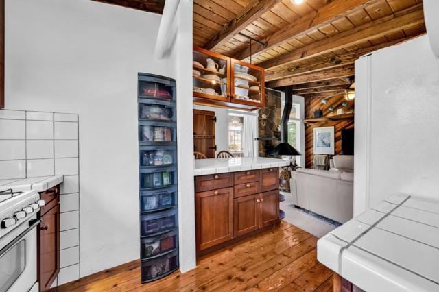 575 Dolores Avenue, Half Moon Bay CA: https://media.crmls.org/mediaz/cb06f9d1-a634-48d6-b4fc-e40f5fdbd1c9.jpg