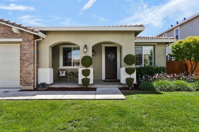 812 Geronimo Street, Gilroy CA: https://media.crmls.org/mediaz/cb089857-d41a-4f05-803e-f4a54a61db08.jpg