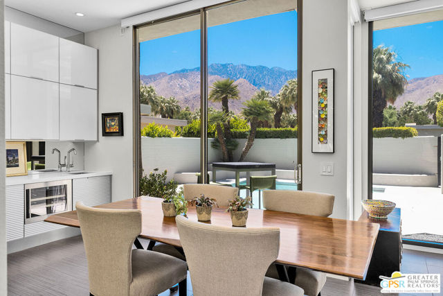 130 W Racquet Club Road, Palm Springs CA: https://media.crmls.org/mediaz/cb096539-59f6-4eb4-a67b-b6b69d41060c.jpg