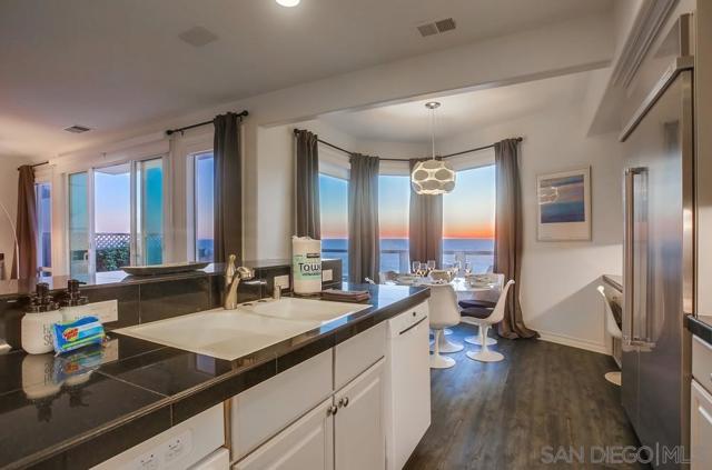 510 Neptune, Encinitas CA: https://media.crmls.org/mediaz/cb0a3b0b-5fd2-4cf8-a7cc-b7139749c414.jpg