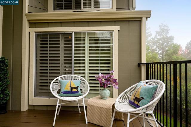 316 Mercury Way, Pleasant Hill CA: https://media.crmls.org/mediaz/cb0b1497-2ffe-4a41-8304-acbcb5b76872.jpg