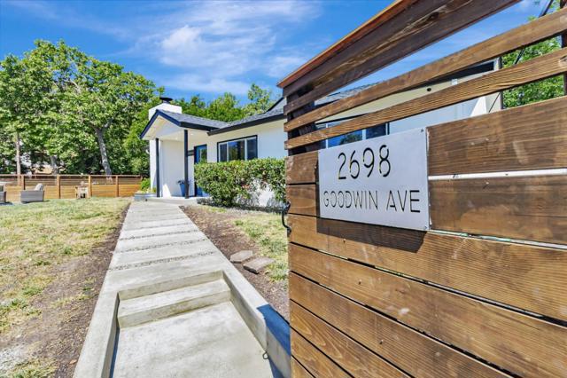 2698 Goodwin Avenue, Redwood City CA: https://media.crmls.org/mediaz/cb0b5cc6-790b-477c-bf5f-5ac667f3789c.jpg