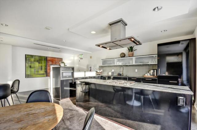 88 E San Fernando Street, San Jose CA: https://media.crmls.org/mediaz/cb0c0987-0133-44c1-887b-63934458ee8c.jpg
