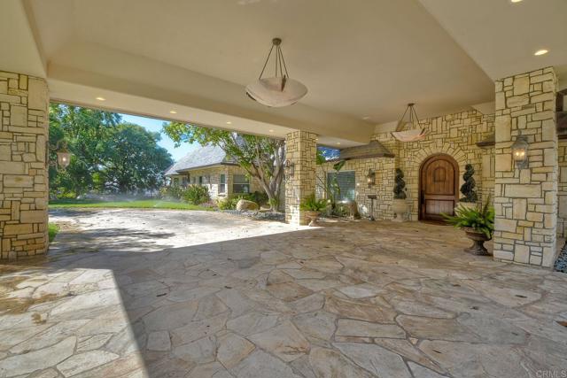 Image 10 of 51 For 31350 Lake Vista Circle