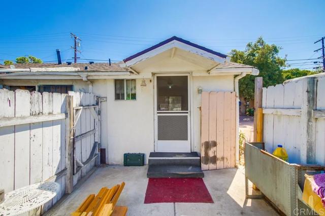 1828 34 B Avenue, National City CA: https://media.crmls.org/mediaz/cb0ca2fa-8cc8-43f6-8b61-971fb5cf4a81.jpg