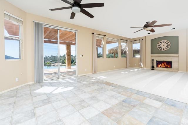 Image 19 of 53 For 15881 Broad Oaks Road