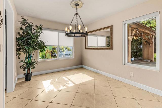 Detail Gallery Image 8 of 40 For 5304 Lavade Ln, Bonita,  CA 91902 - 3 Beds | 2/1 Baths