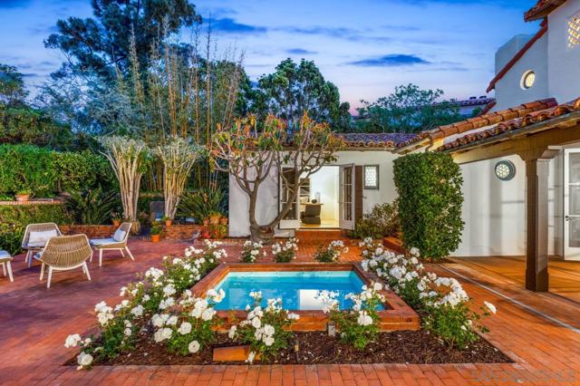 7316 Encelia Dr., La Jolla CA: https://media.crmls.org/mediaz/cb0f8324-4d09-4892-9f99-9c4365498405.jpg