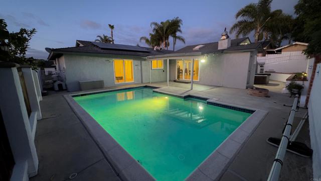 Detail Gallery Image 13 of 20 For 9011 Joan St, Spring Valley,  CA 91977 - 4 Beds | 4 Baths