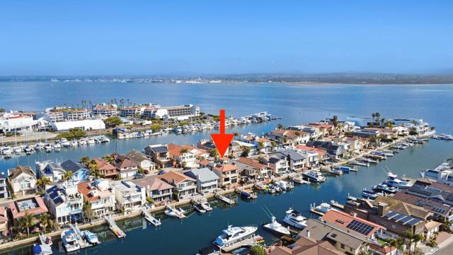 34 The Point, Coronado CA: https://media.crmls.org/mediaz/cb0f9c81-6d9a-49f8-af79-65e0e642e520.jpg