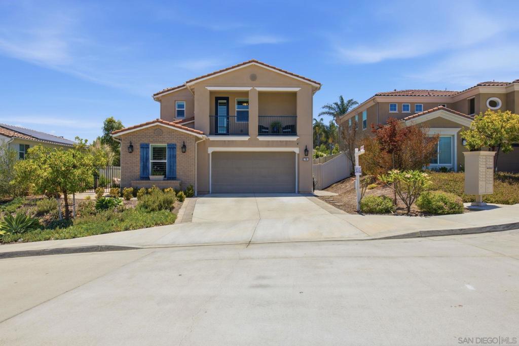 716 Thorntree Ct
