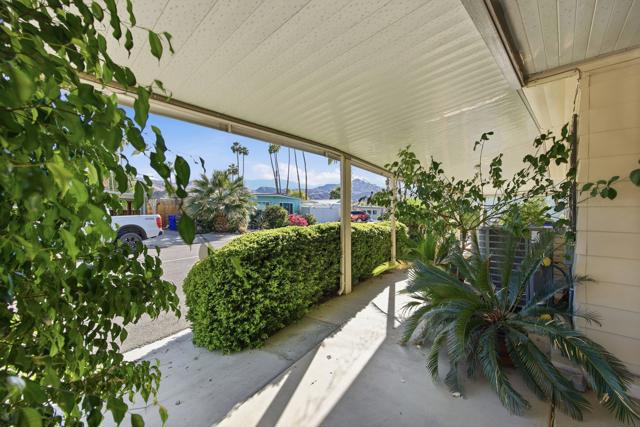 206 Marisma Way, Cathedral City CA: https://media.crmls.org/mediaz/cb11df62-7f69-4dbb-ae66-619837a0233d.jpg