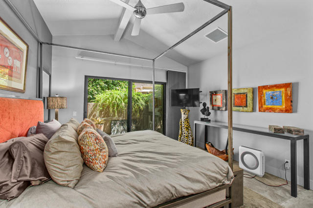 73698 Irontree Drive, Palm Desert CA: https://media.crmls.org/mediaz/cb13782f-1ca7-43a2-880b-88d2cabb868f.jpg