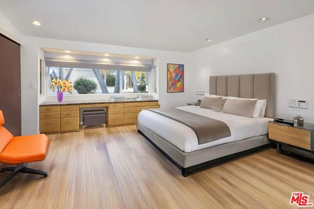 Drew Fenton | 1000 Stradella Road Los Angeles CA | MLS: 7195290