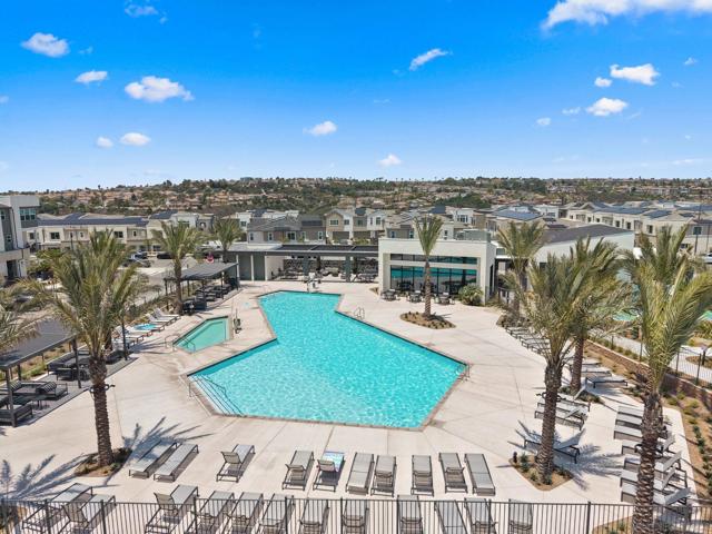 792 Vada St, Chula Vista CA: https://media.crmls.org/mediaz/cb163d6f-cc1e-4338-a56c-74b3df6eb894.jpg