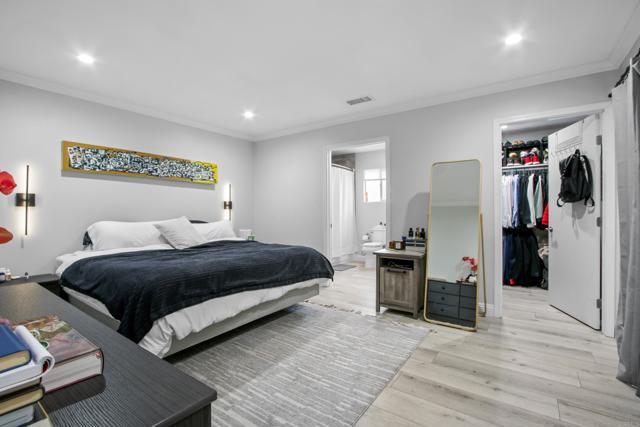 Detail Gallery Image 10 of 27 For 4903 Deeboyar Avenue, Lakewood,  CA 90712 - 5 Beds | 4 Baths