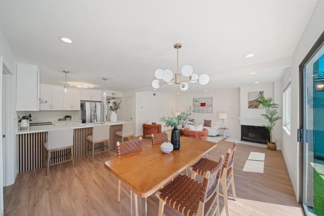 509 Sierra Vista Avenue, Mountain View CA: https://media.crmls.org/mediaz/cb17c06c-c8bc-4eab-8642-bca264c0df6b.jpg
