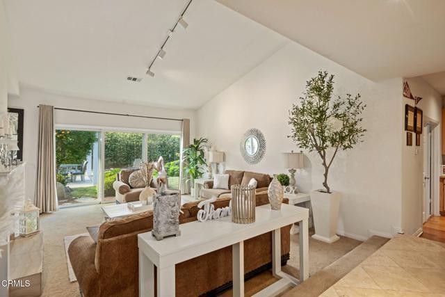 Detail Gallery Image 8 of 39 For 1501 Devonshire Dr, Oxnard,  CA 93030 - 3 Beds | 2 Baths