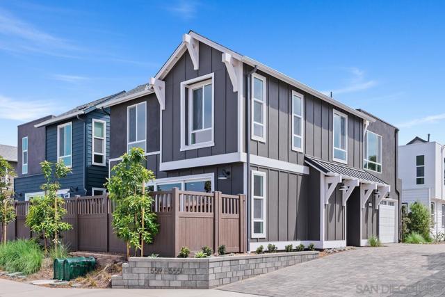 559 N Vulcan Ave, Encinitas CA: https://media.crmls.org/mediaz/cb19c7bc-dbea-4c1a-82ab-0e64fd86fd87.jpg