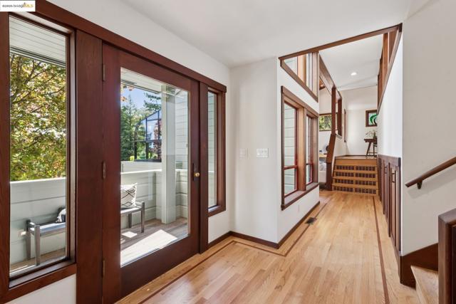 737 Woodhaven Rd, Berkeley CA: https://media.crmls.org/mediaz/cb1a15fd-bb00-42a3-a19a-4f4e6f28ecea.jpg