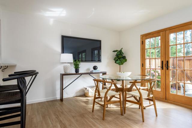 1029 Suzanne Court, Half Moon Bay CA: https://media.crmls.org/mediaz/cb1c12f2-aca5-428b-b7a0-e2d4ebf44297.jpg