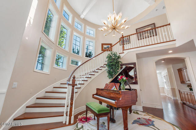 1816 Brittany Park Road, Camarillo CA: https://media.crmls.org/mediaz/cb1d539b-c4d1-4ba6-83bf-06352dadc7cb.jpg