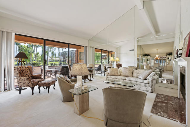 213 Calle Del Verano, Palm Desert, CA 92260