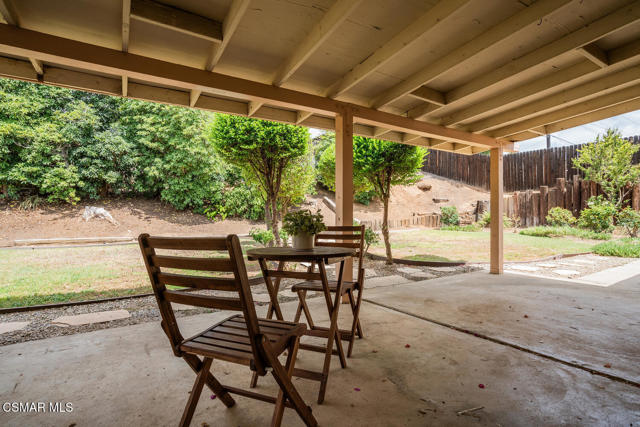 3317 Dalhart Avenue, Simi Valley CA: https://media.crmls.org/mediaz/cb204ebf-8d92-4dfd-b51a-e22e0ab89d22.jpg