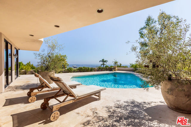 Details for 1526 Blue Jay Way, Los Angeles, CA 90069