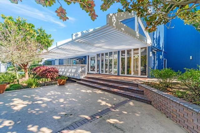 125 Piccadilly Place, San Bruno CA: https://media.crmls.org/mediaz/cb22803e-dd50-409f-a065-59c3f7b811a4.jpg