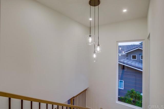 5380 Los Robles Drive, Carlsbad CA: https://media.crmls.org/mediaz/cb236e3f-6a53-47c9-92a5-e928e61da66e.jpg