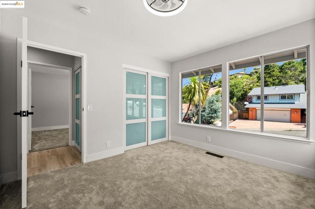 3459 Pinewood Dr, Hayward CA: https://media.crmls.org/mediaz/cb24f52e-35b6-4057-862c-ebd6c98e9692.jpg