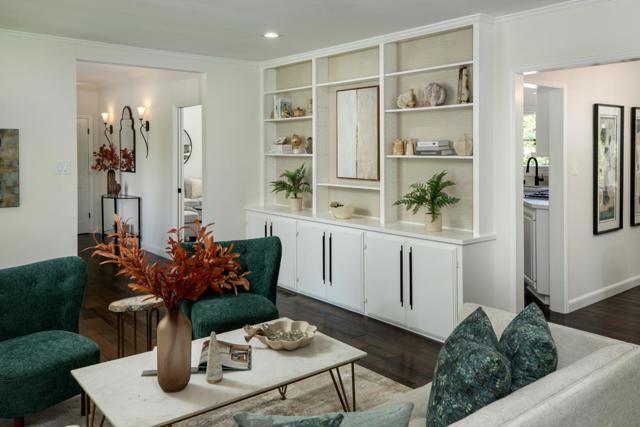 115 Toyon Court, Woodside CA: https://media.crmls.org/mediaz/cb251000-49b3-4bb5-b2bb-e8c38f5e30d8.jpg