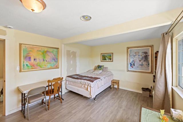 1325 Circle Avenue, Seaside CA: https://media.crmls.org/mediaz/cb257ca5-c8ac-45db-b157-7980dbc7a510.jpg